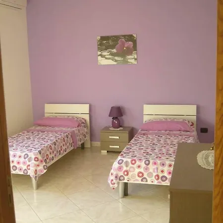 Apartment Donizetti House *